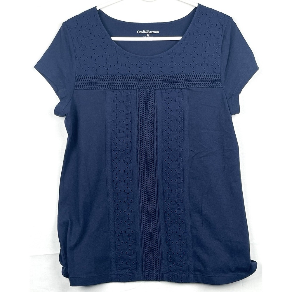 Croft & Barrow Womens Medium Blue Eyelet Lace Top Short Sleeve Casual Blouse